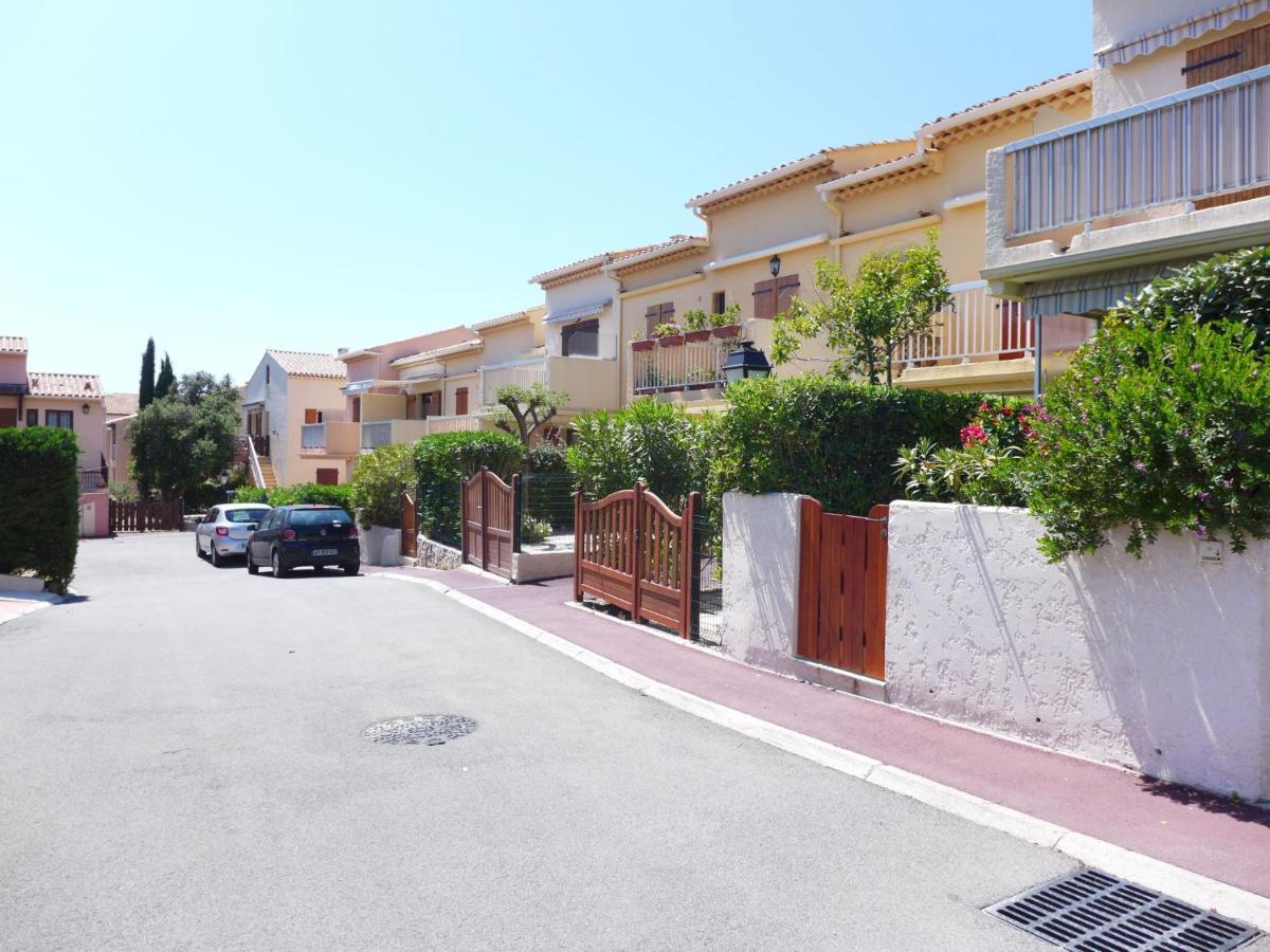 Apartment Le Mas Des Calanques-1 By Interhome Saint Aygulf Exterior photo